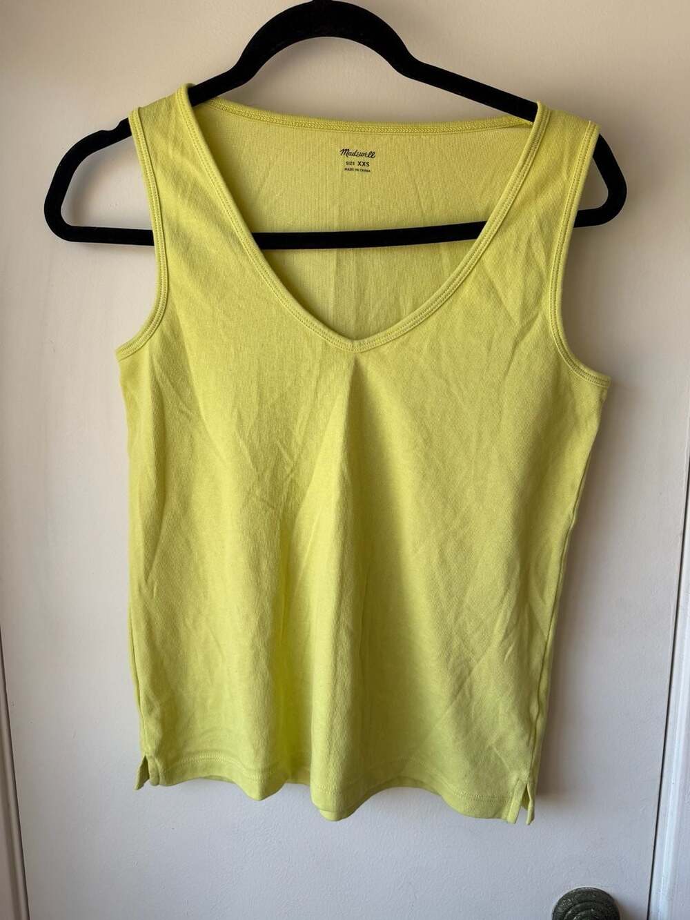 Madewell Tomboy V-Neck Tank Top in Citrine Lime